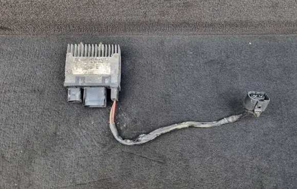 Audi A4 S4 B7 8E 8H Coolant fan relay 8E0959501Q