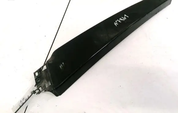 Audi A6 S6 C6 4F Front door glass trim molding 4F0853290A