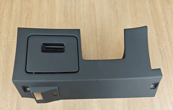 Audi Q3 F3 Dashboard lower bottom trim panel 83B863075
