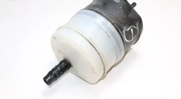 Land Rover Discovery 3 - LR3 Vacuum air tank RQB000513