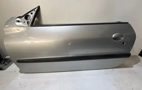 Door (2 Door Coupe)