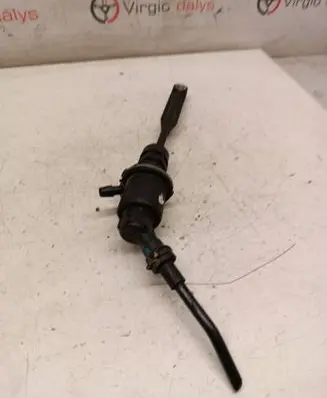 Renault Master III Clutch master cylinder 8200673232
