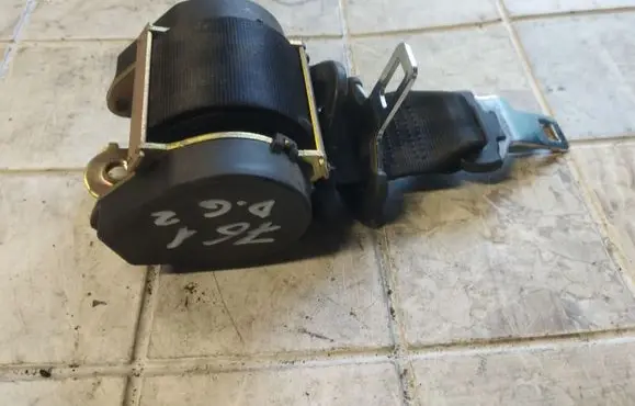 Peugeot 307 Third row seat belt 2410003 041053
