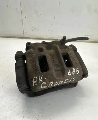 Mitsubishi Grandis Front brake caliper