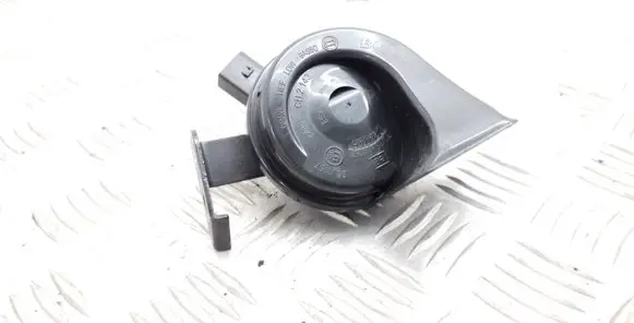 Audi A3 S3 8P Horn signal 8P0951221 8P0951230