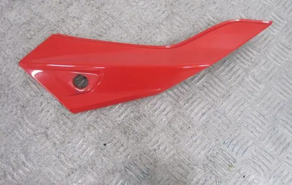 BMW 2 Active Tourer U06 Bonnet wind deflector 8403867