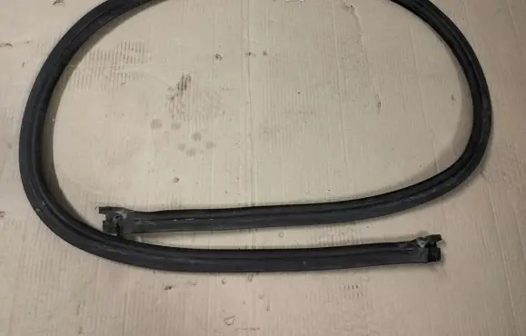 Porsche Boxster 986 Sunroof sealing rubber 