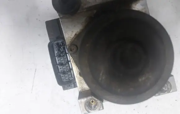 Mazda 6 ABS Pump 7612