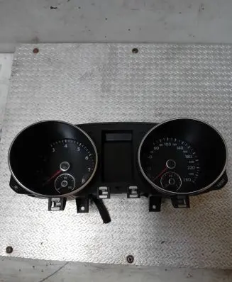 Volkswagen Golf VI Speedometer (instrument cluster) 5K6920870B 0919012715 92411