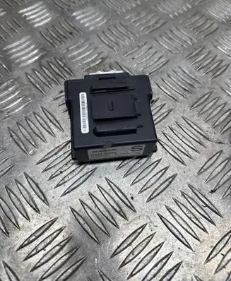 Nissan Qashqai Other control units/modules 476A04EA0A CYSN03H0RT 2004432B2