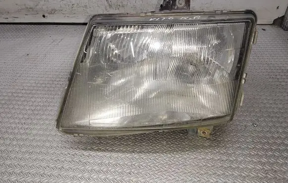 Mercedes-Benz Vito Viano W638 Headlight/headlamp E95063