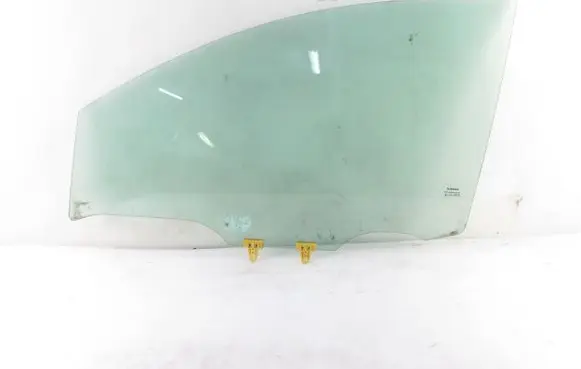 Nissan Note (E11) Front door window glass four-door