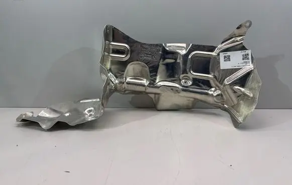 Mini F67 Heat shield in engine bay 6891027