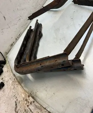 Mitsubishi Canter Fuel tank mounting bracket 2312
