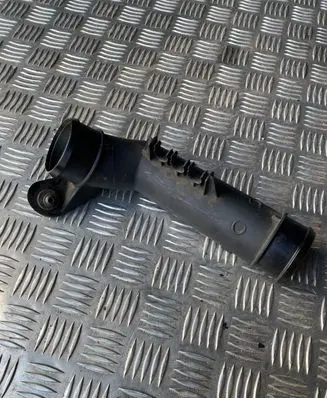 Audi A3 S3 8P Air intake hose/pipe 3C0145770B