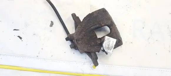 Toyota Corolla Verso AR10 Front brake caliper