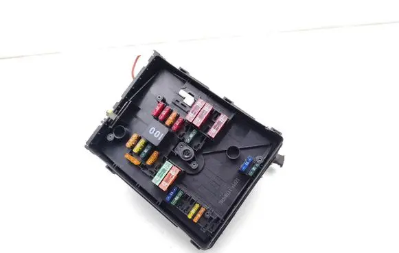 Skoda Octavia Mk2 (1Z) Fuse module 1K0937629A
