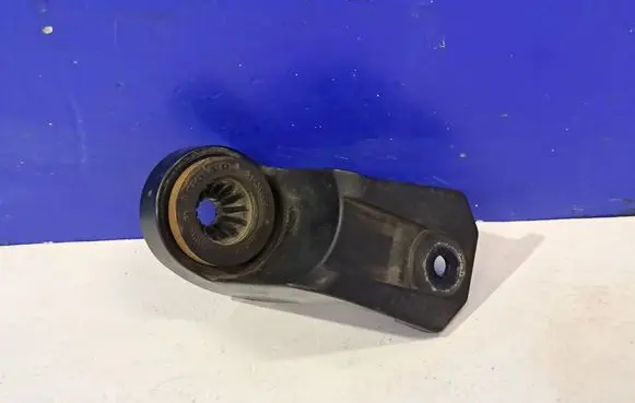 Volvo S90, V90 Air filter cleaner box bracket assembly 31370344