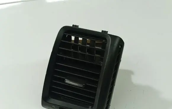 Honda Accord Dash center air vent grill 