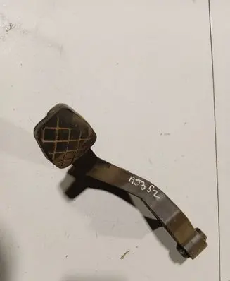 Skoda Fabia Mk1 (6Y) Brake pedal 