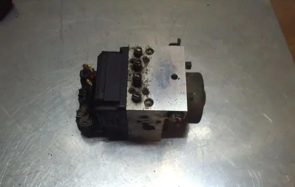 Nissan X-Trail T30 ABS Pump 3402G0103 47600AR005