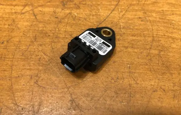 Hyundai i30 Airbag deployment crash/impact sensor 959202H000