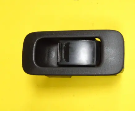 Suzuki Liana Electric window control switch 3799575F0