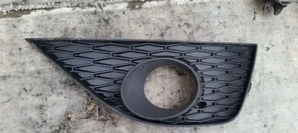 Seat Ibiza IV (6J,6P) Front bumper lower grill 6J0853666A