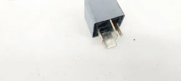 Audi A6 S6 C6 4F Other relay 8K0951253