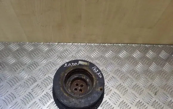 BMW 5 E39 Crankshaft pulley
