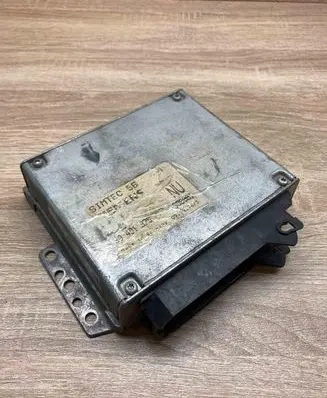 Opel Omega B1 Engine control unit/module ECU 90491975 S96001