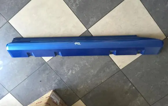Suzuki Jimny Front sill (body part) 