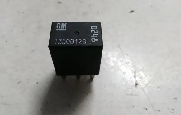 Opel Insignia A Other relay 13500128