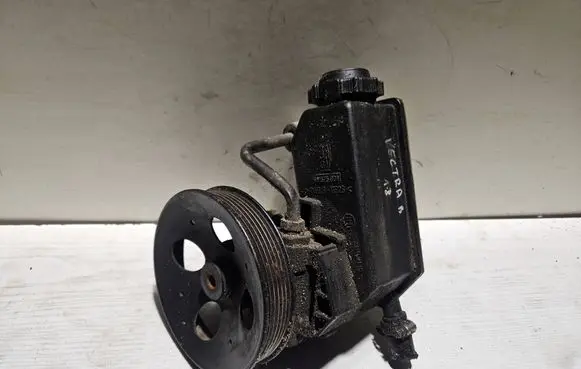 Opel Vectra B Power steering pump 90576809 2500056 90501206