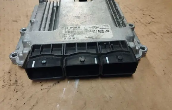 Peugeot 4007 Engine control unit/module 0281016892 9663757980