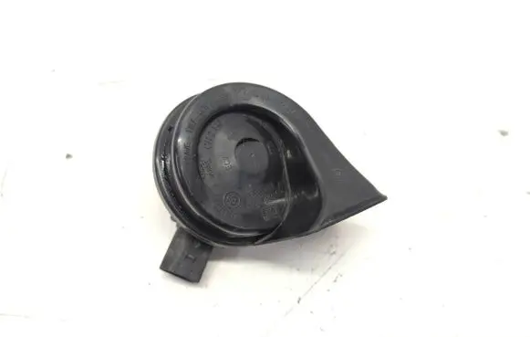 Volkswagen Jetta VI Horn signal 5C0951221B