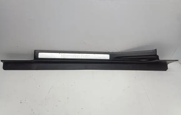 Mercedes-Benz C AMG W203 Front sill trim cover A2036800735
