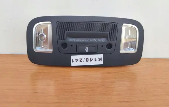 Audi R8 4S Front seat light 8V7947135S