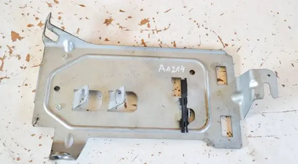 Audi TT TTS Mk2 Sound amplifier holder/bracket 8J0035464 8J0035464B