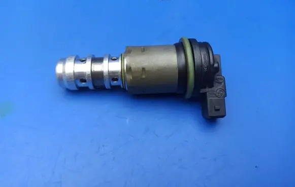 BMW 6 E63 E64 Camshaft vanos timing valve 170732311 1136170732311