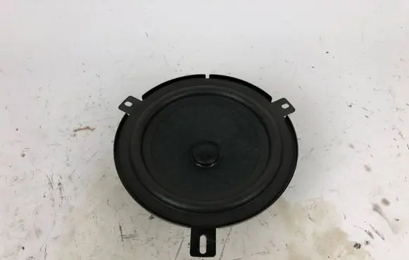 Maserati Levante Front door speaker 06700372880