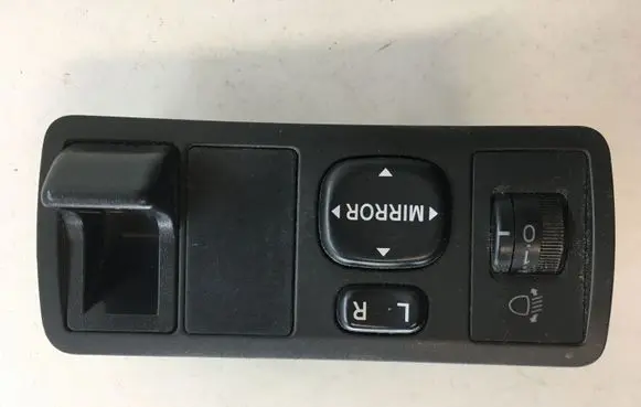 Toyota Corolla Verso E121 Wing mirror switch 777665 183574