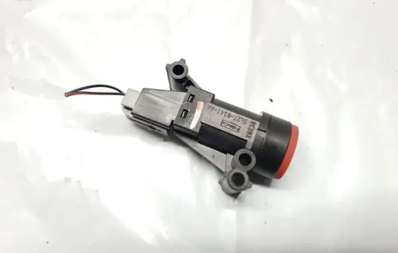 Ford Focus Fuel cut-off switch 5L2T-9341-AA