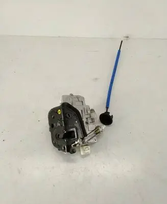 Audi A8 S8 D3 4E Rear door lock 4F0839016