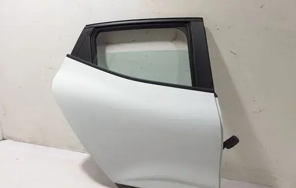 Renault Clio V Rear door 821005029R