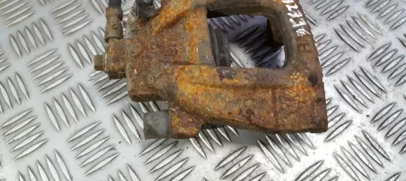 Mini One - Cooper R50 - 53 Front brake caliper