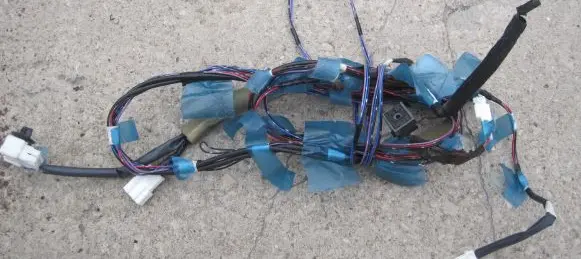 Nissan X-Trail T31 Right interior wiring harness 24068JG48A