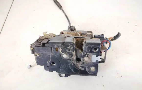 Skoda Octavia Mk1 (1U) Front door lock