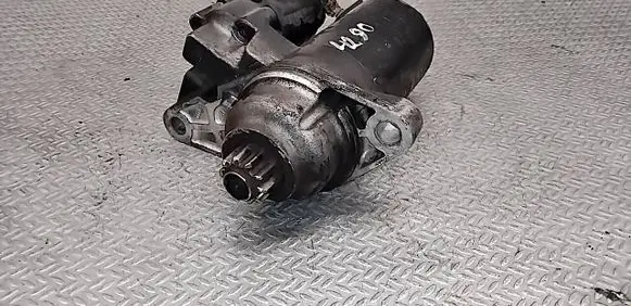 Audi A2 Starter motor 0001121016 02T911023E