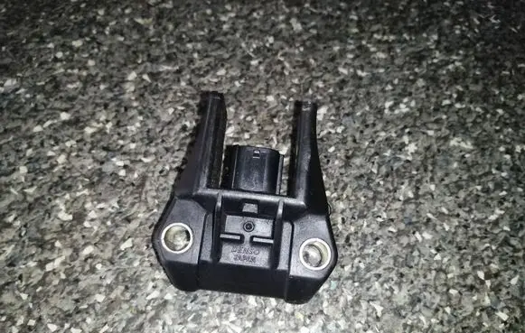 Lexus GS 300 350 430 450H Airbag deployment crash/impact sensor 8917345050